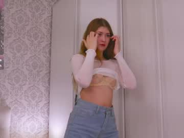 Helenchristensen Chaturbate stream image from January 11, 2025