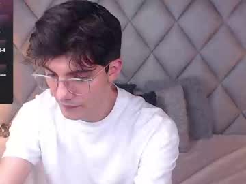 Kyron_Jobs Chaturbate stream image from January 11, 2025