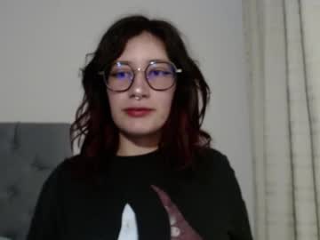 Mariana124_ Chaturbate stream image from January 11, 2025