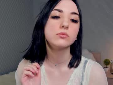 Blissdarnell Chaturbate stream image from January 11, 2025