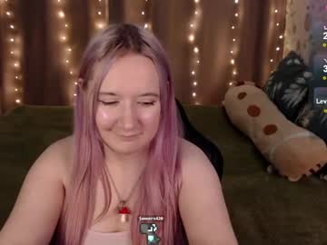 Elfinela Chaturbate stream image from January 11, 2025