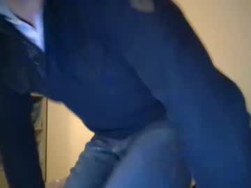 Guywa Chaturbate stream image from January 11, 2025