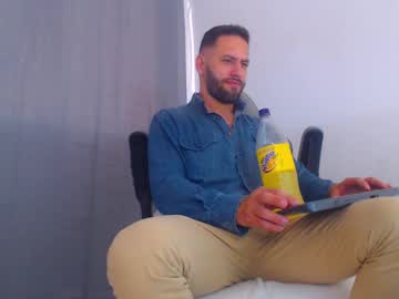 Oliverdrew1 Chaturbate stream image from January 11, 2025