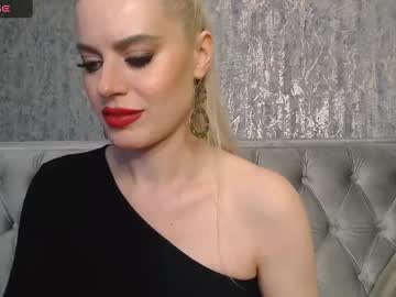 Blondiestarxxx Chaturbate stream image from January 11, 2025