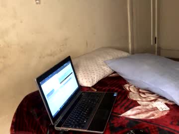 Dad_Tothesehoes Chaturbate stream image from January 11, 2025