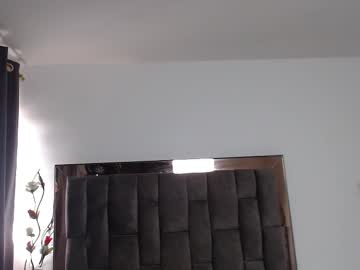 Isa_Starlight Chaturbate stream image from January 11, 2025