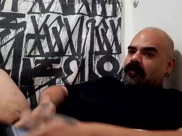 Jkore Chaturbate stream image from January 11, 2025