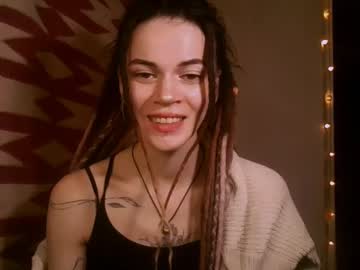 Maryholm Chaturbate stream image from January 11, 2025