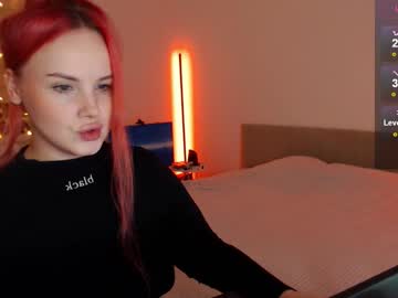 Mi_Cherry Chaturbate stream image from January 11, 2025