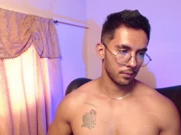 Romanpearce_ Chaturbate stream image from January 11, 2025