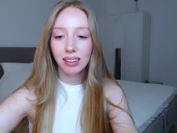 Luna_Insanity Chaturbate stream image from January 11, 2025