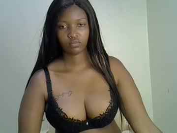 Prettyshena Chaturbate stream image from January 11, 2025