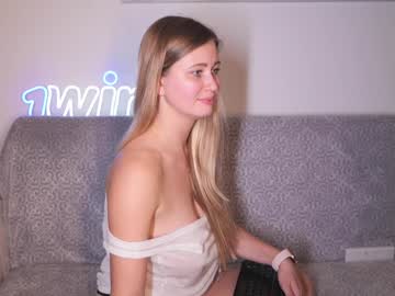 Stella_And_Stephan Chaturbate stream image from January 11, 2025