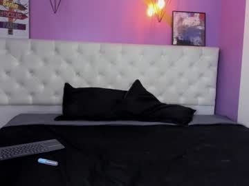 Candypoppy77 Chaturbate stream image from January 11, 2025