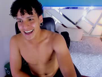 Dark_Scoot Chaturbate stream image from January 11, 2025