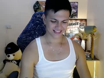 Dax_X Chaturbate stream image from January 11, 2025