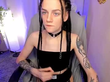 Ruthmartinn Chaturbate stream image from January 11, 2025