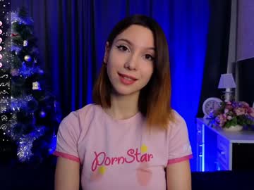 D0raadorable Chaturbate stream image from January 11, 2025