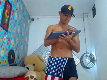 Felix_Sexyboyx Chaturbate stream image from January 11, 2025