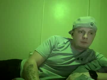 Mojozz Chaturbate stream image from January 11, 2025