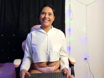 Sweet_Xuee18 Chaturbate stream image from January 11, 2025