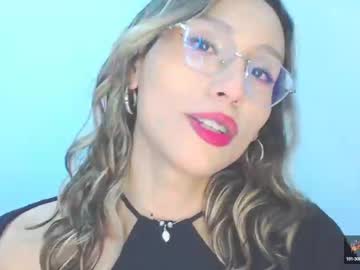 Violethchachki Chaturbate stream image from January 11, 2025