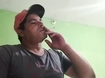 9vinhocamshow Chaturbate stream image from January 12, 2025