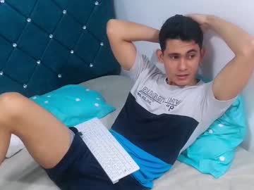 Alexispaez457062 Chaturbate stream image from January 12, 2025