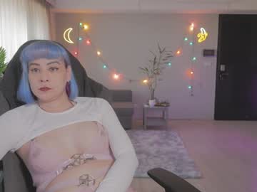 Katherynlin Chaturbate stream image from January 12, 2025