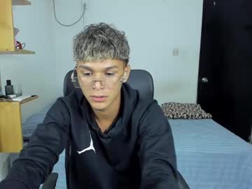 Master_Hot06 Chaturbate stream image from January 12, 2025