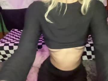 Shereallyreal Chaturbate stream image from January 12, 2025