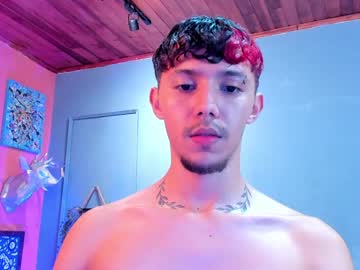 2tommygreg Chaturbate stream image from January 12, 2025