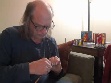 Bigwhiteclouds Chaturbate stream image from January 12, 2025