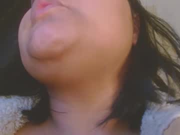 Sexychubbyy Chaturbate stream image from January 12, 2025
