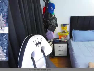 Shantalsmith2_ Chaturbate stream image from January 12, 2025