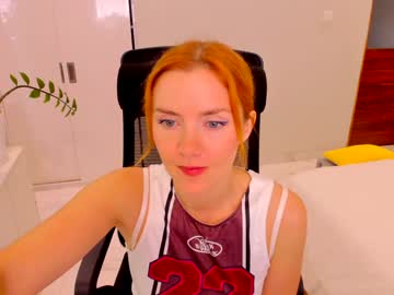Timissi Chaturbate stream image from January 12, 2025
