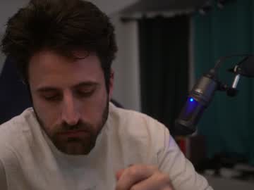 Dukethedude Chaturbate stream image from January 12, 2025