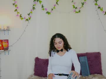 Merida_Bell18 Chaturbate stream image from January 12, 2025