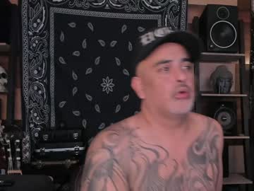 Smokey915 Chaturbate stream image from January 12, 2025