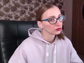 Vikaericka Chaturbate stream image from January 12, 2025