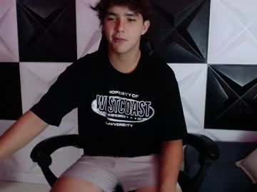 Dani_Cumboy Chaturbate stream image from January 12, 2025