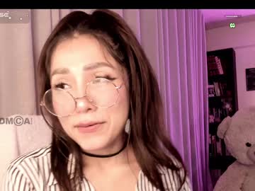 Shyangie24 Chaturbate stream image from January 12, 2025