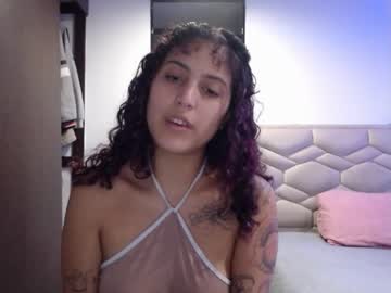 Sol_Amarilla_ Chaturbate stream image from January 12, 2025