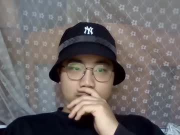 Hairycol66 Chaturbate stream image from January 12, 2025
