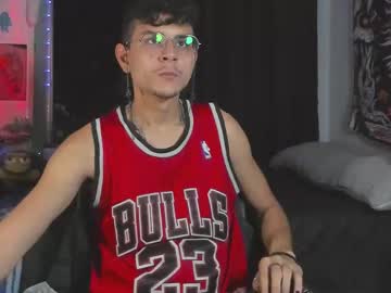 Letrip__ Chaturbate stream image from January 12, 2025