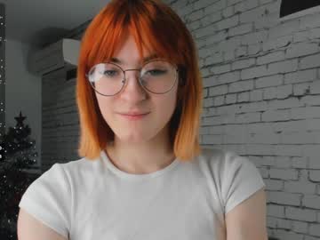 Philomenagroomes Chaturbate stream image from January 12, 2025