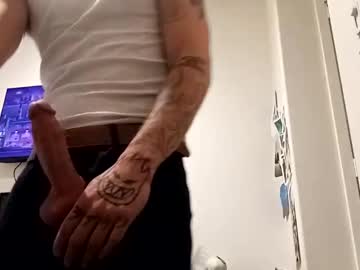 13igcat Chaturbate stream image from January 12, 2025