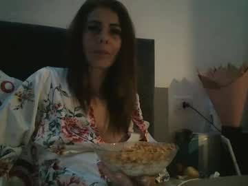 Danielle_Sellena Chaturbate stream image from January 12, 2025