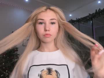 Edabooton Chaturbate stream image from January 12, 2025