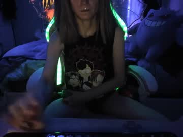 Greeneyedlovexo Chaturbate stream image from January 12, 2025